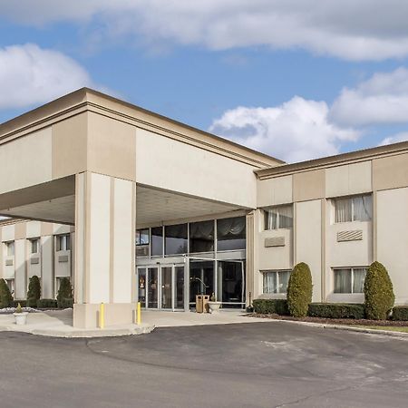 Comfort Inn Medford-Long Island Exterior foto