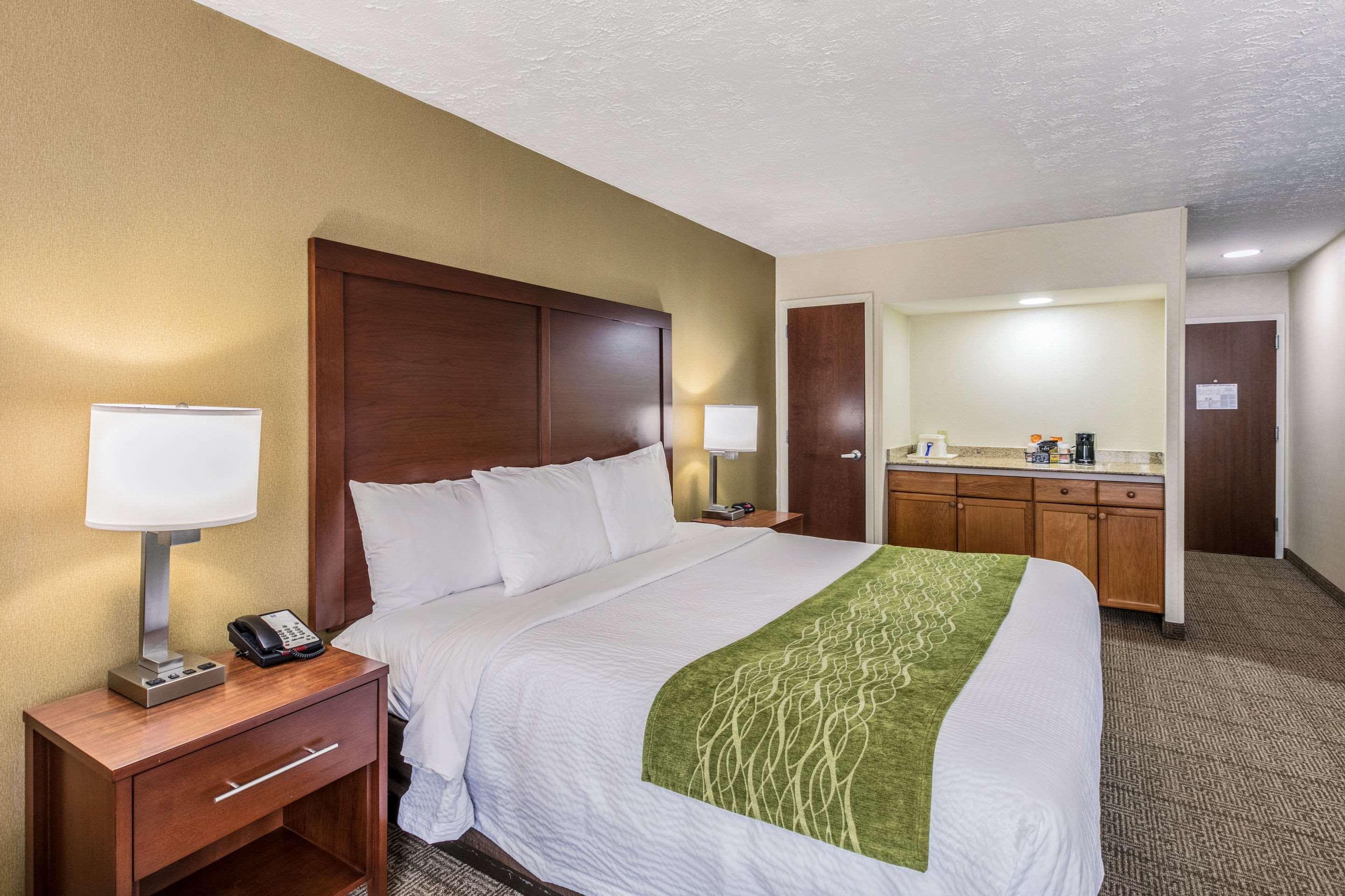 Comfort Inn Medford-Long Island Exterior foto
